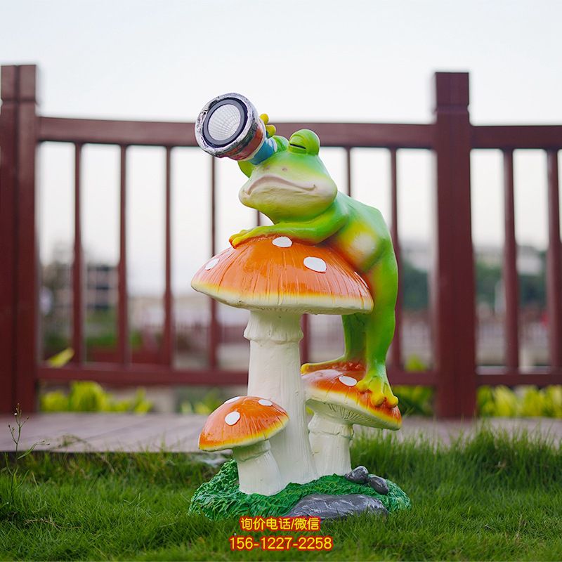 太陽(yáng)能燈卡通青蛙蘑菇擺件模型幼兒園林動(dòng)物照明蘑菇雕塑 太陽(yáng)能燈卡通青蛙蘑菇擺件模型幼兒園林動(dòng)物照明蘑菇雕塑