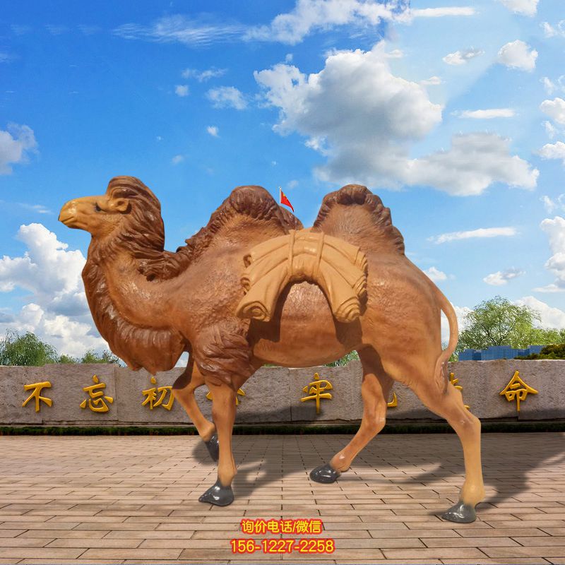 廣場街道擺放的棕色的玻璃鋼創(chuàng)意駱駝雕塑 廣場街道擺放的棕色的玻璃鋼創(chuàng)意駱駝雕塑